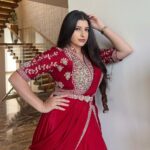 Scarlet Sensation Premium Silk Ruffle Saree With Embroidered Blouse And Belt - Image 2