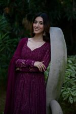 Rang-e-Mehroo Premium Anarkali Suit Set - Image 3