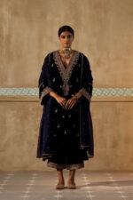 Winter Special Neck Thread Embroidery work Velvet Kurti Pant Set ( Fully Stitched) - Image 2