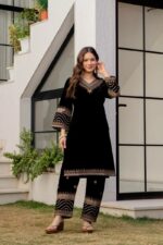 Noir Zari Royale Velvet Kurta Set