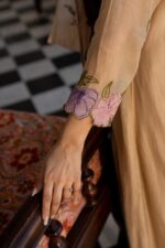 Peach Blossom Embroidered Kurti Set - Image 5