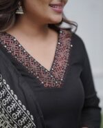 Minimal Glam Black Kurti Set - Image 3
