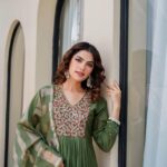 Nazakat Embroidered Kurta